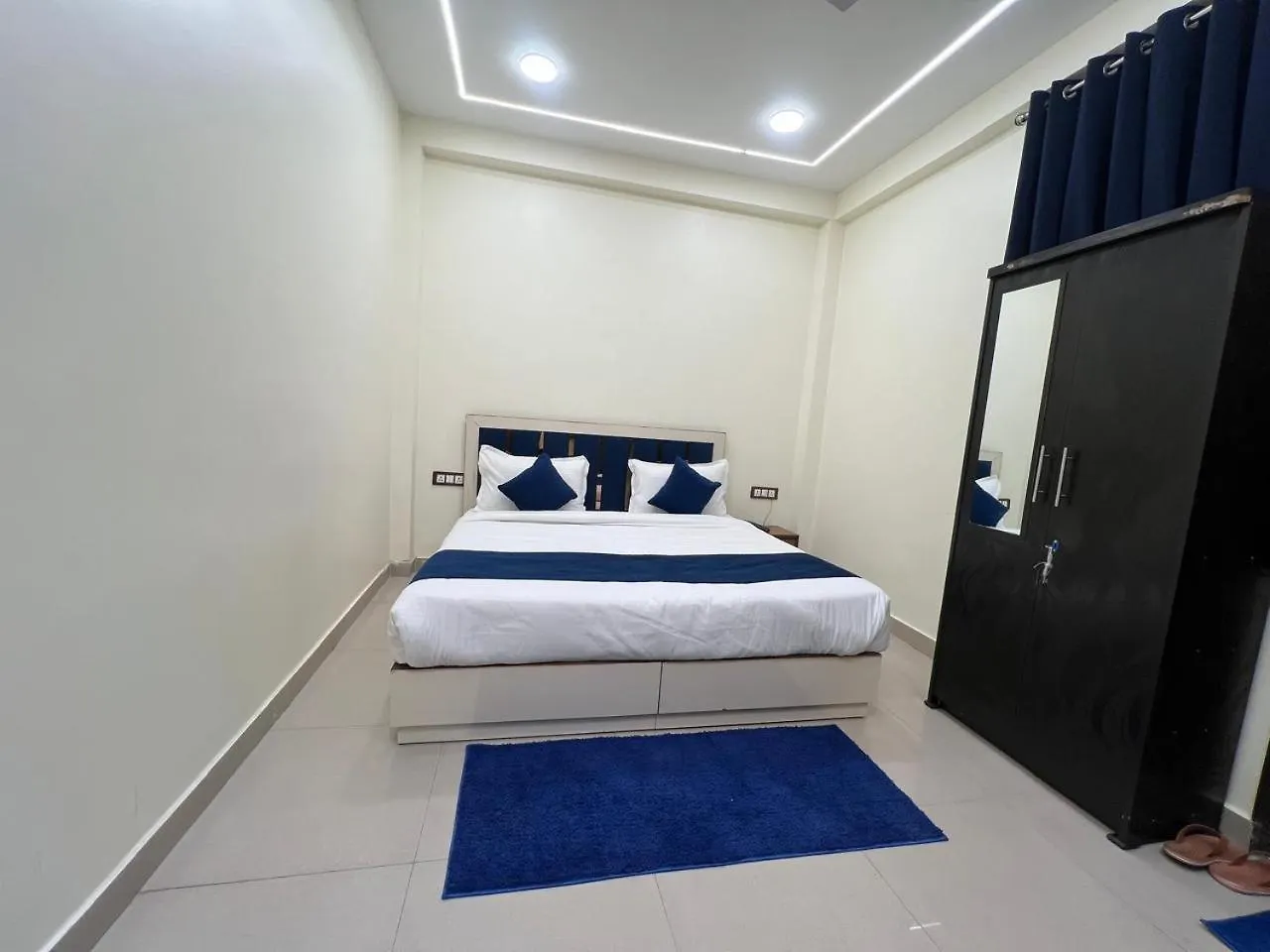 Hotel Aerofly Stay New Delhi